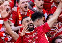 ©x.com/LFC
